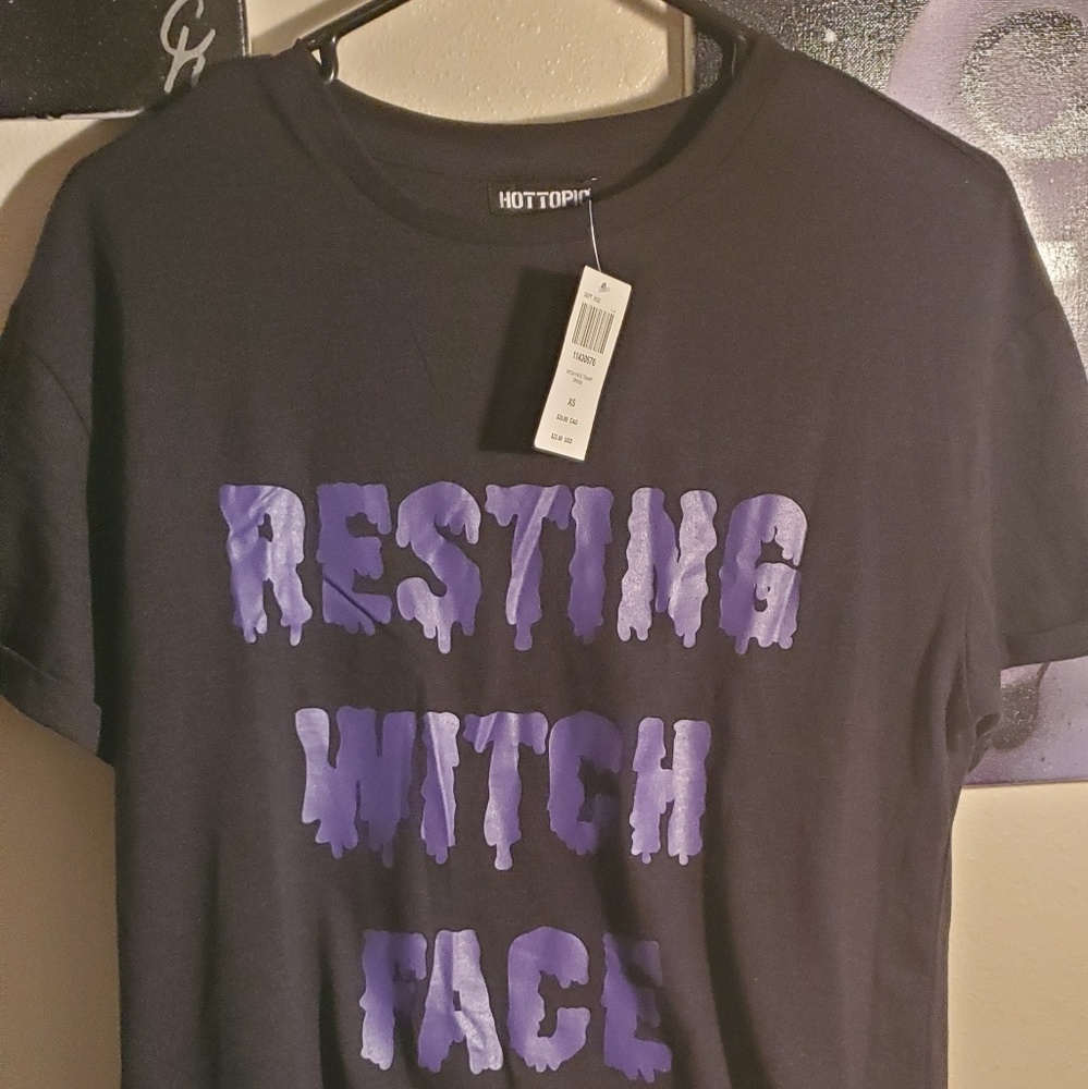 Resting witch face - Picture 3 of 5